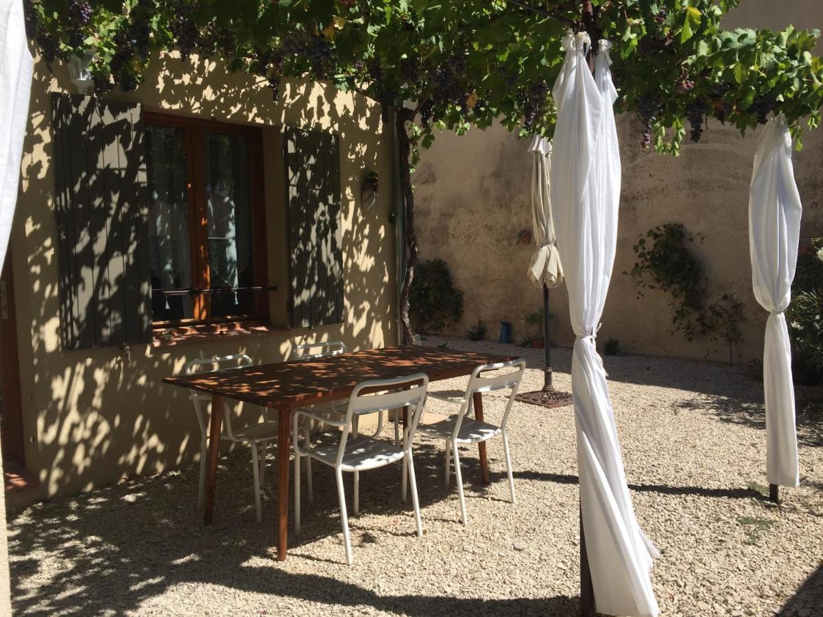 Maison De Vacances Jocelyne Lauris エクステリア 写真