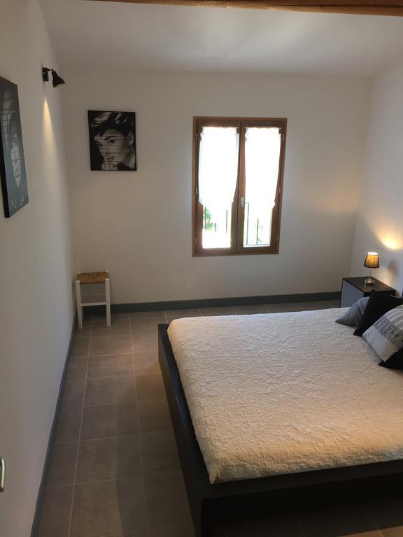 Maison De Vacances Jocelyne Lauris エクステリア 写真